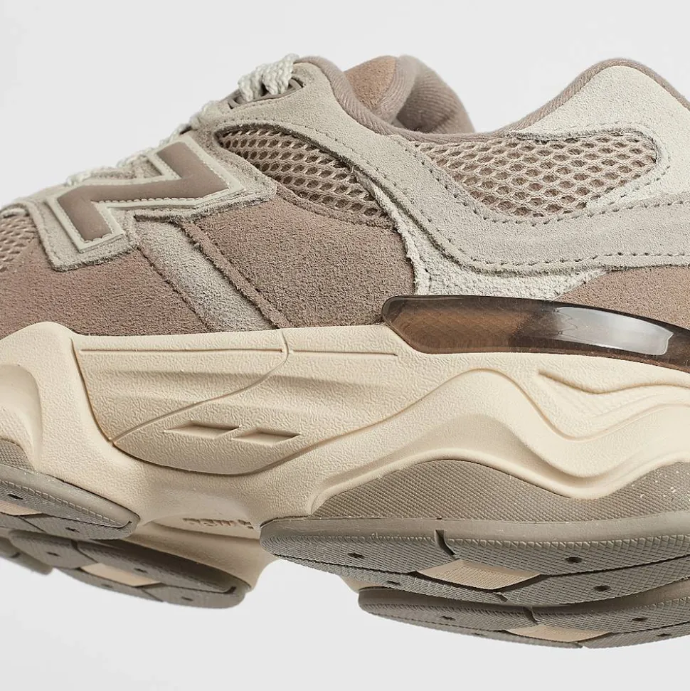 9060 (GS)
