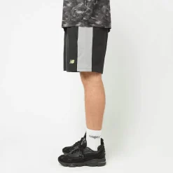 7 Inch Woven Short