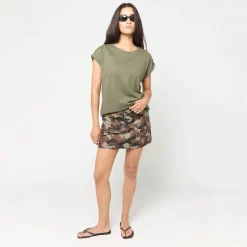 Ladies Extended Shoulder Tee