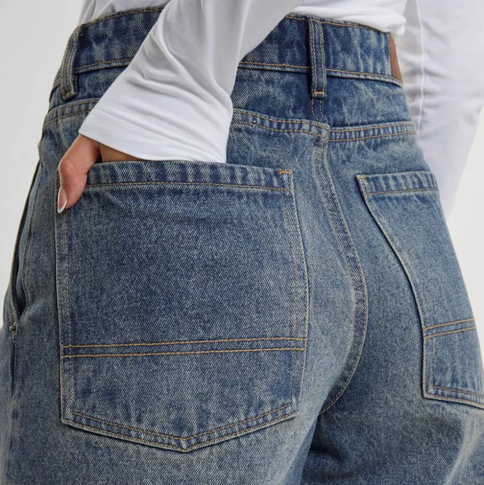 Ladies Tapered Baggy Jeans