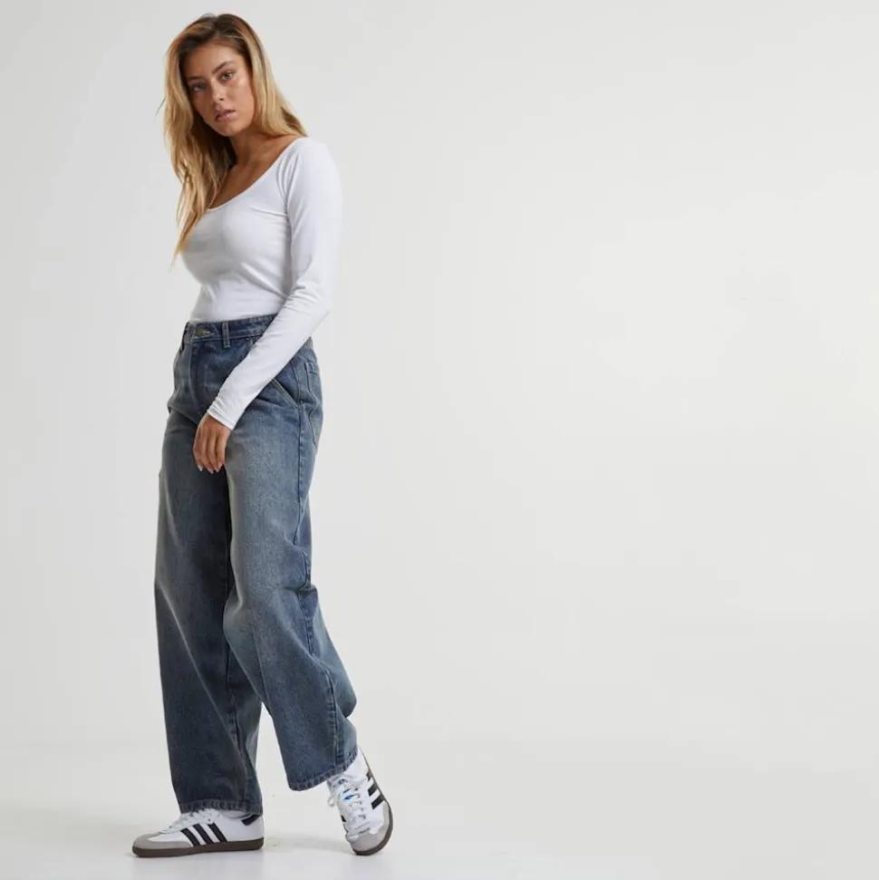 Ladies Tapered Baggy Jeans
