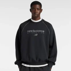 Linear Graphic Fleece Crew