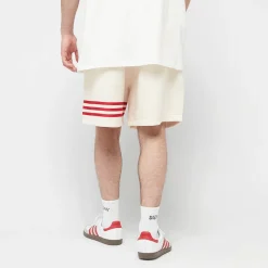 Neuclassics Short
