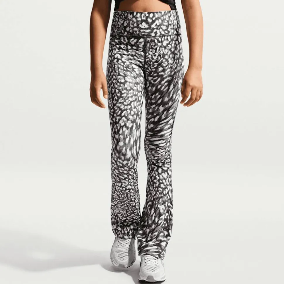 One Dri-FIT Flared Leggings