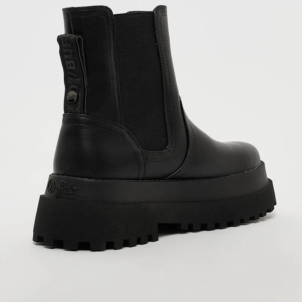 Pluto Chelsea