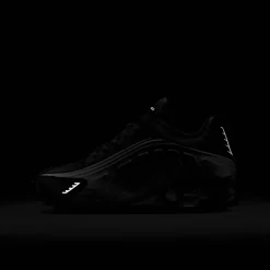 Shox R4 (GS)