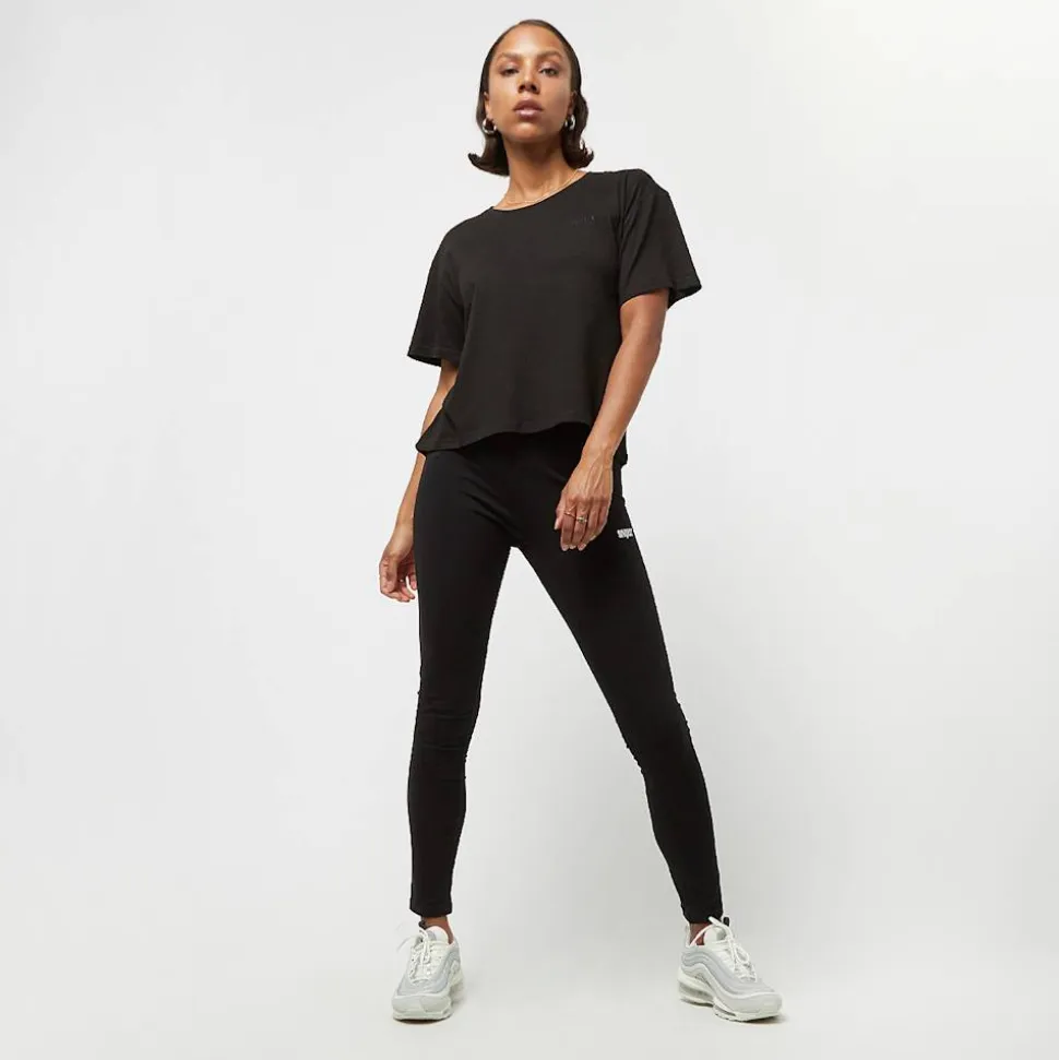 Small Logo Essential Tee