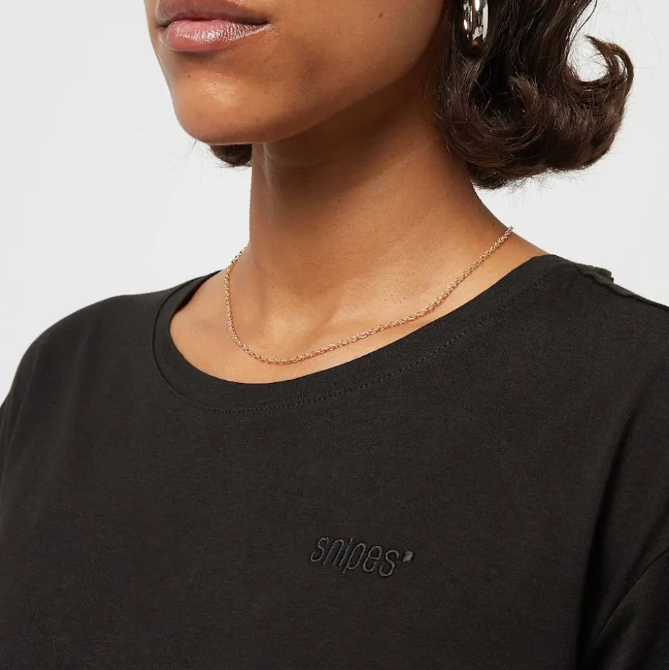Small Logo Essential Tee