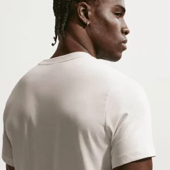 Sportswear Club Tee