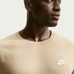 Sportswear Club T-Shirt