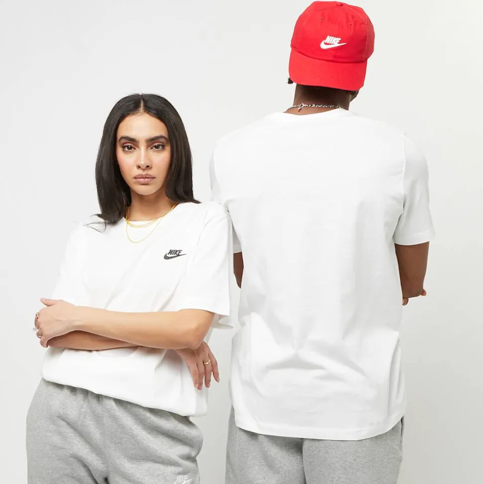 Sportswear Club T-Shirt