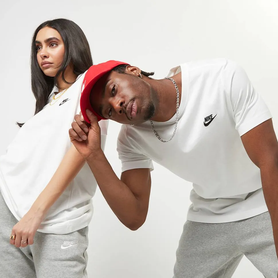 Sportswear Club T-Shirt