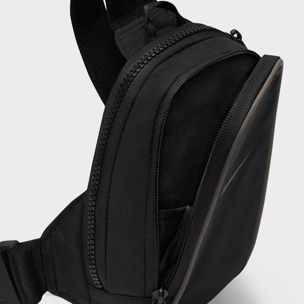 Sportswear Essentials Crossbody Bag