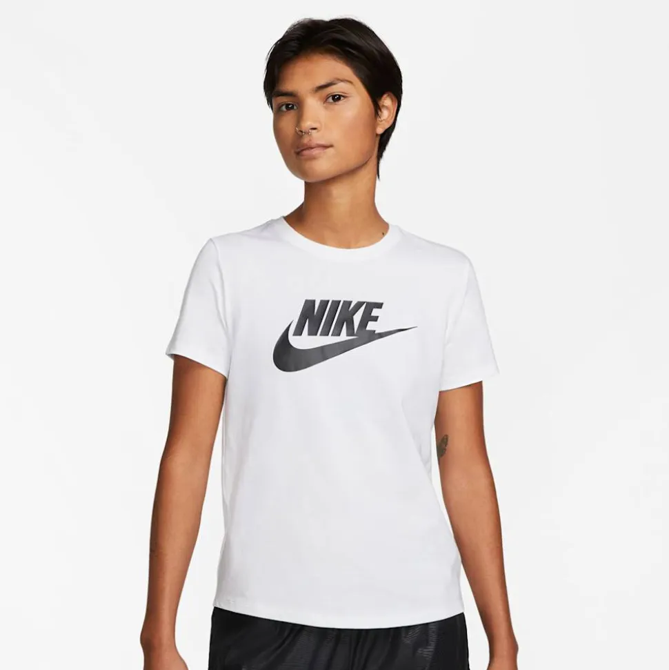 Sportswear Essentials Logo T-Shirt