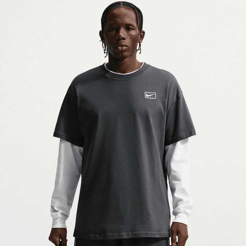 Sportswear Graphic Shortsleeve Tee