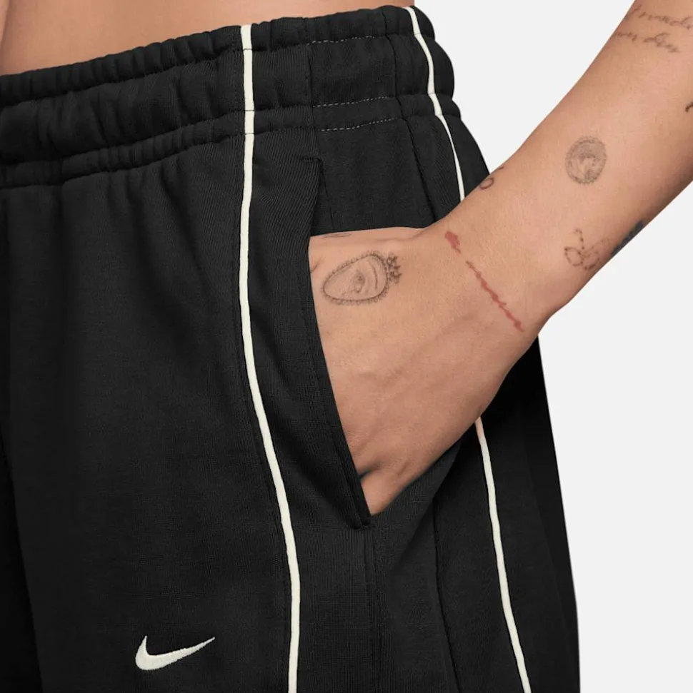 Sportswear Loose Mid-Rise 3" Fleece Shorts