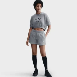 Sportswear Phoenix Fleece Mid-Rise 4" Shorts