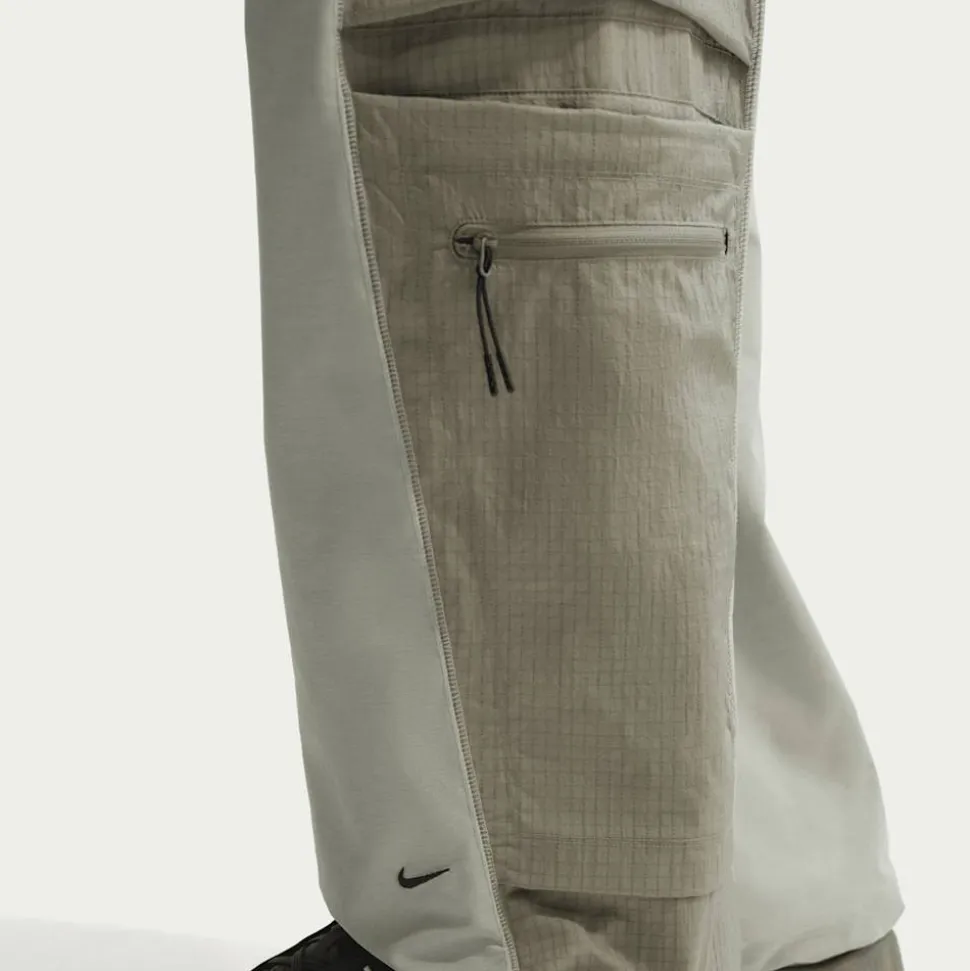 Sportswear Tech Knit Utility Pants