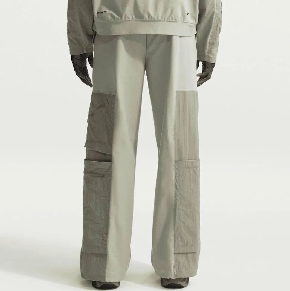 Sportswear Tech Knit Utility Pants