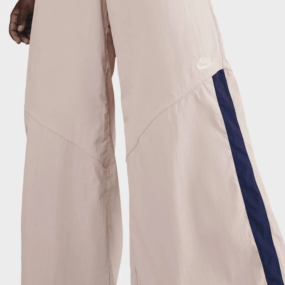 Sportswear Wide-Leg Woven Pants