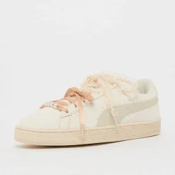 Suede Bloom