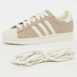 Superstar II