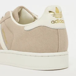 Superstar II