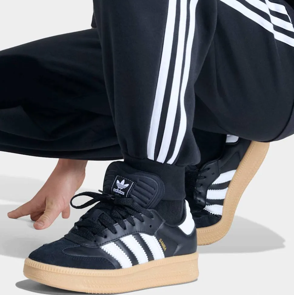 Superstar Oversized Trackpants