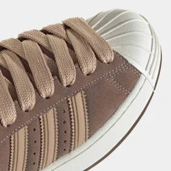 Superstar ST