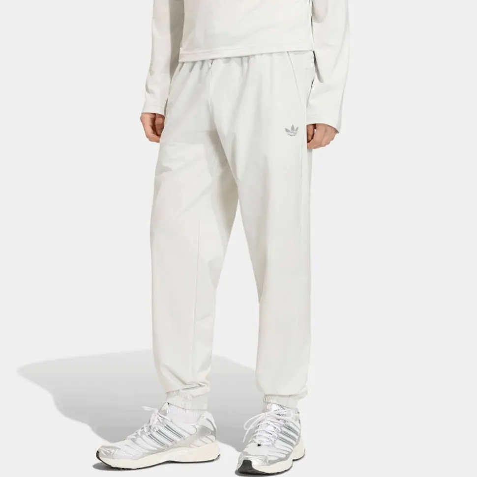 Tech Essential Woven Trackpant