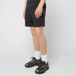 Tech Vent 7in Shorts