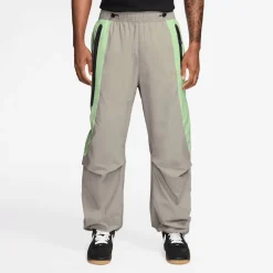 Tech Woven Pro Oversized Pant