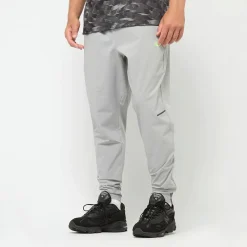 Tenacity Stretch Woven Pant