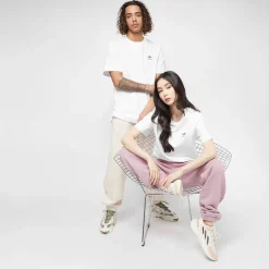 Trefoil Essentials T-Shirt