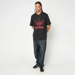 Trefoil Tee