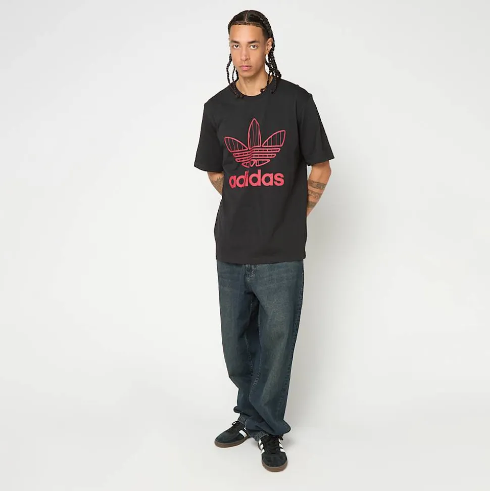 Trefoil Tee