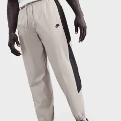 Windrunner Lined Pant