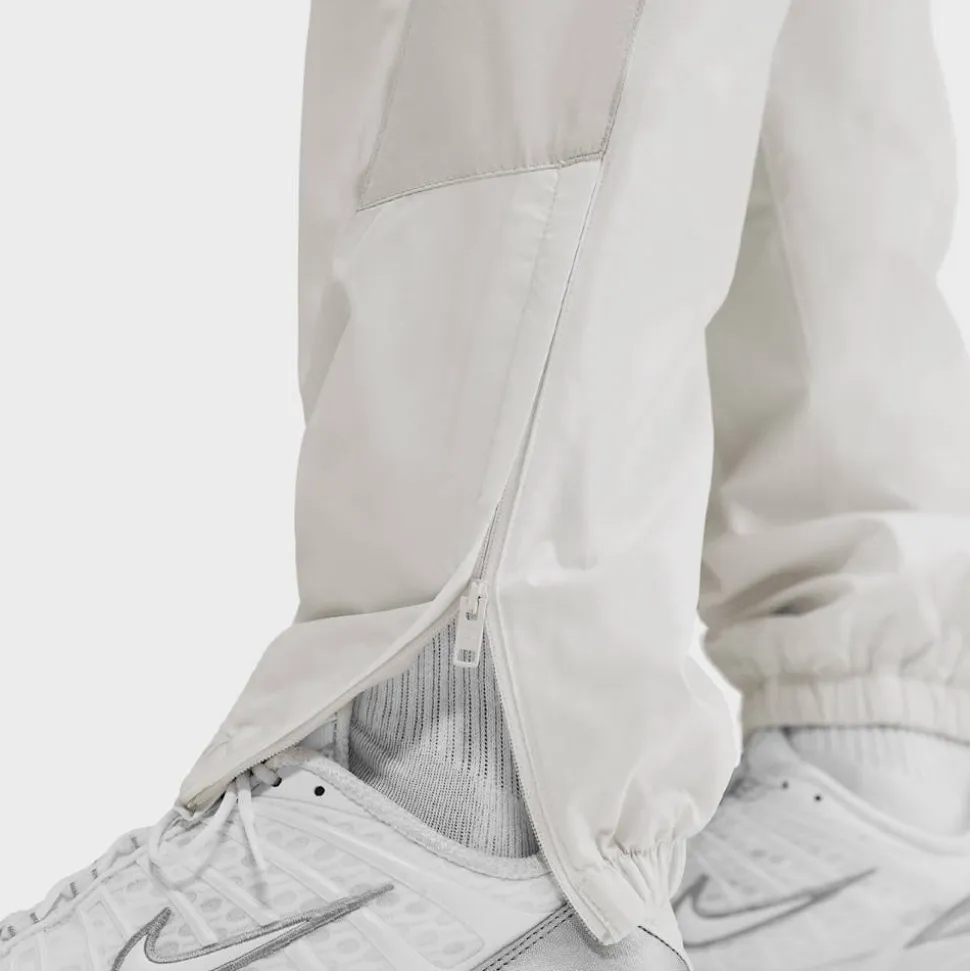 Windrunner Lined Pants