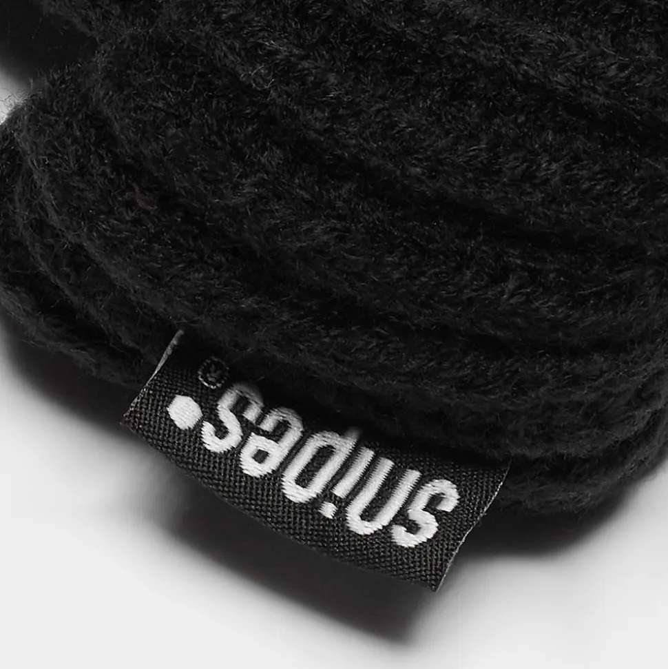Woven Flag Label Basic Fisherman Beanie